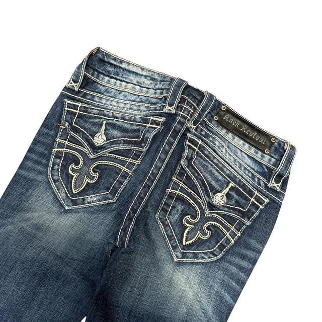 Rock Revival flared/bootcut low waist women designer jeans(w27)
