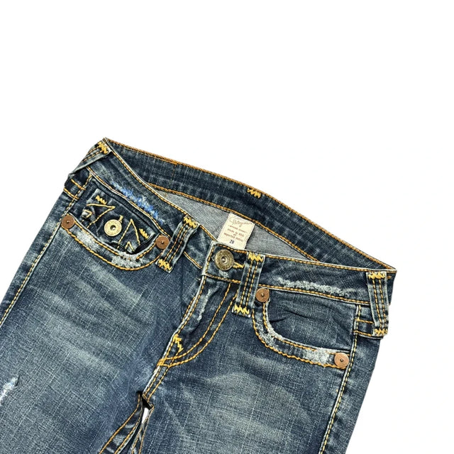 True Religion flared/bootcut low waist Women Designer jeans(w28)